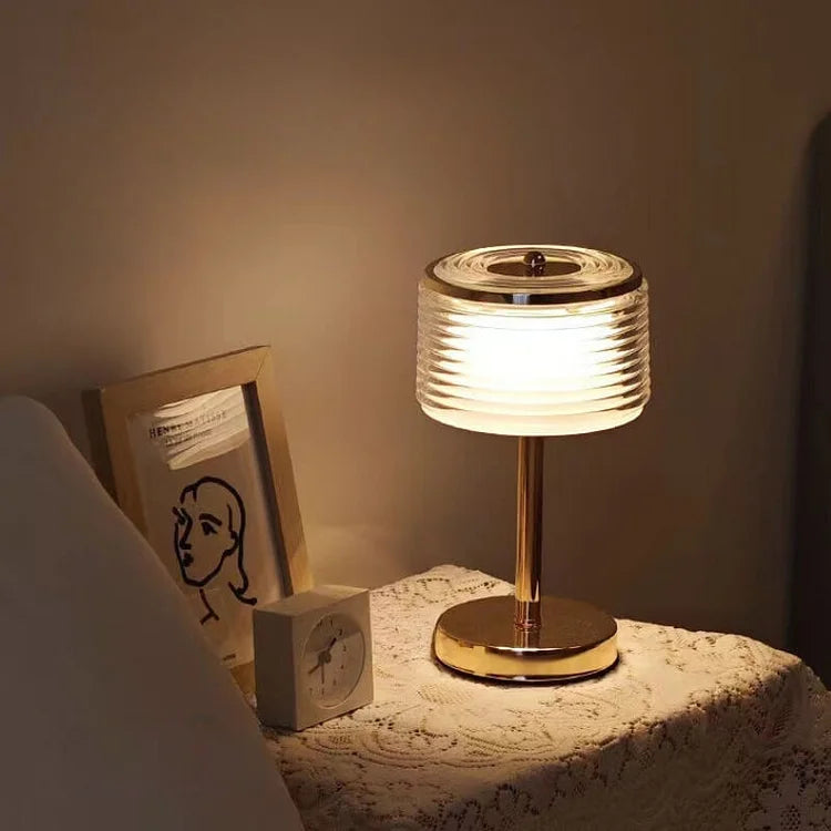 LumiRing – Moderne LED Ring Bordlampe i Elegant Design til Stue og Soveværelse