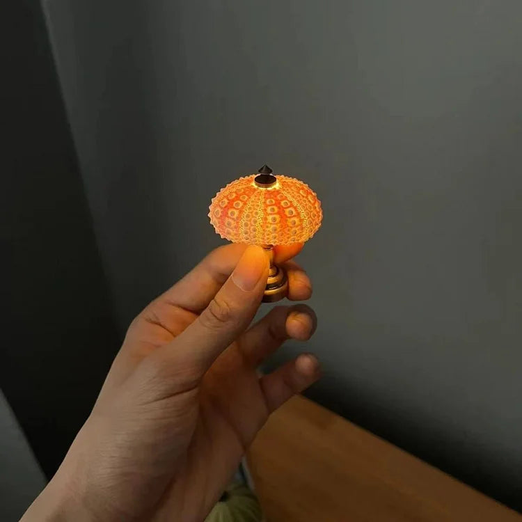 SeaUrchin Light – Kreativt DIY Natlys i Søpindsvin Design til Unik og Dekorativ Belysning