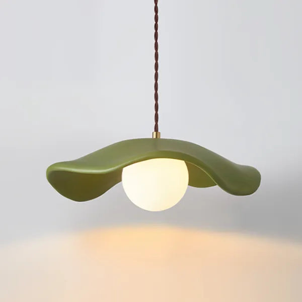 Lotusblad Loftslampe – Bring Naturlig Elegance ind i dit Spiseområde