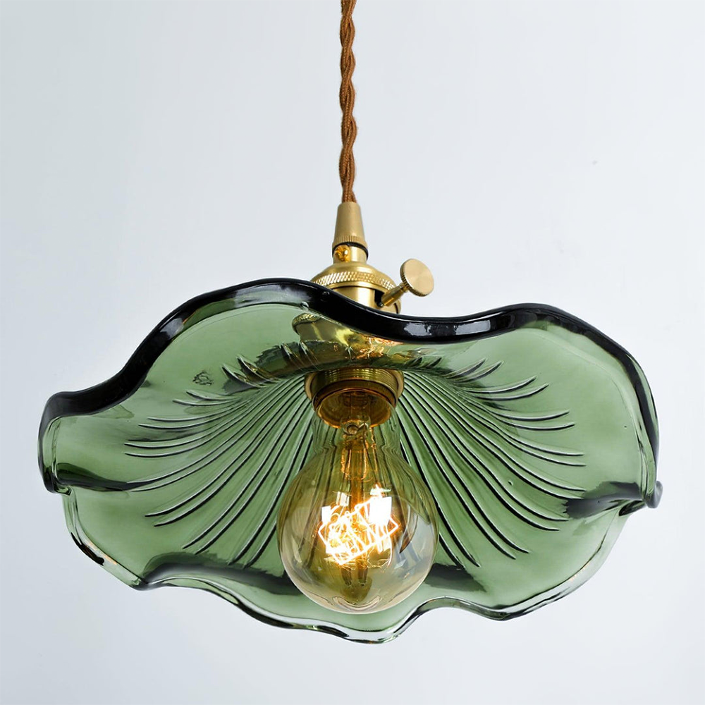 Hibiscus Glow – Elegant Lampe med Blomsterdesign til Romantisk og Dekorativ Indretning