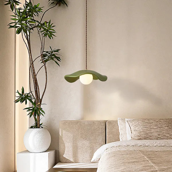 Lotusblad Loftslampe – Bring Naturlig Elegance ind i dit Spiseområde