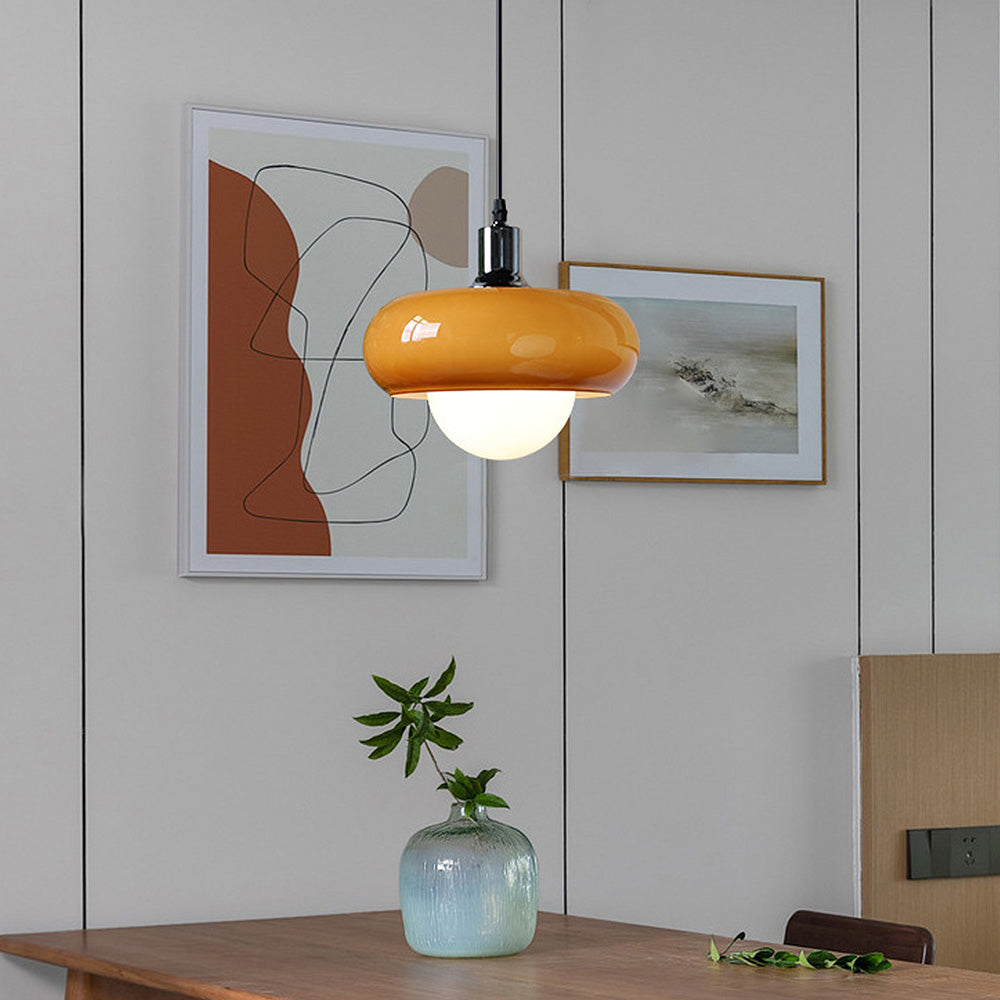 Bauhaus – Vintage Pendellampe i Kaffefarvet Glas til Spisestue og Stue