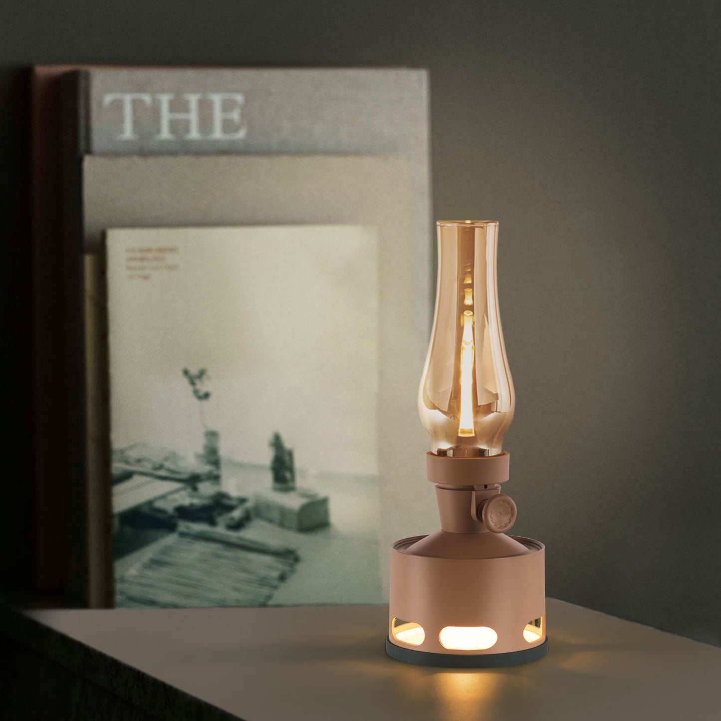 VintageGlow – LED Lanterne i Retro Design til Hygge og Udendørs Stemning