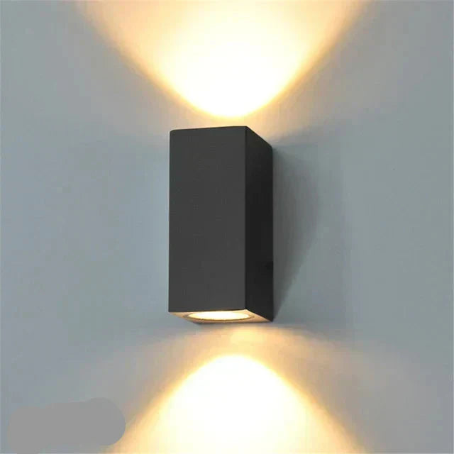 SkyLight Væglampe – Moderne Udendørs LED Væglampe i Aluminium