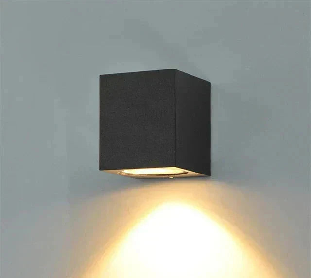 SkyLight Væglampe – Moderne Udendørs LED Væglampe i Aluminium