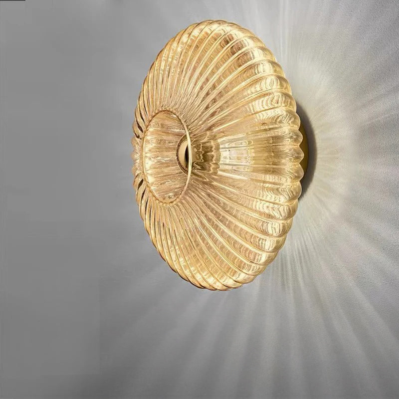 Elegance Glass - Uskøn glaskunst væglampe til elegant indendørsbelysning