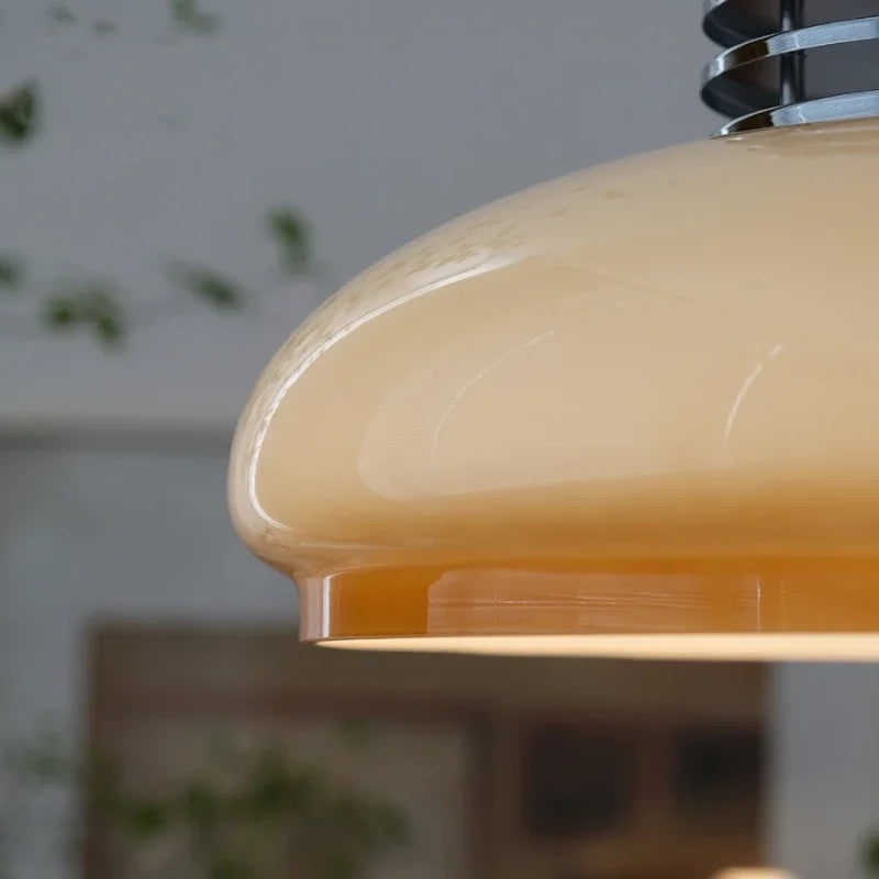 Bauhaus – Elegant Pendellampe i Glas til Spisestue, Køkken og Stue