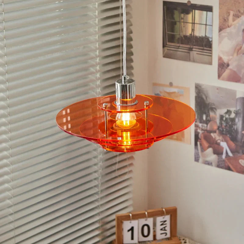 UFO Vintage – Moderne Pendellampe i Retro UFO-Design til Spisestue og Stue
