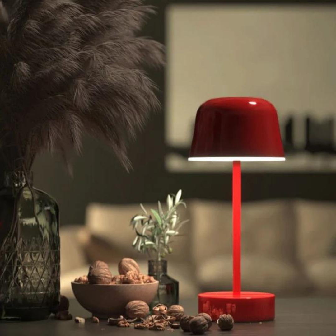 NovaGlow Lamp – Trådløs Design Bordlampe med Justerbar LED‑belysning
