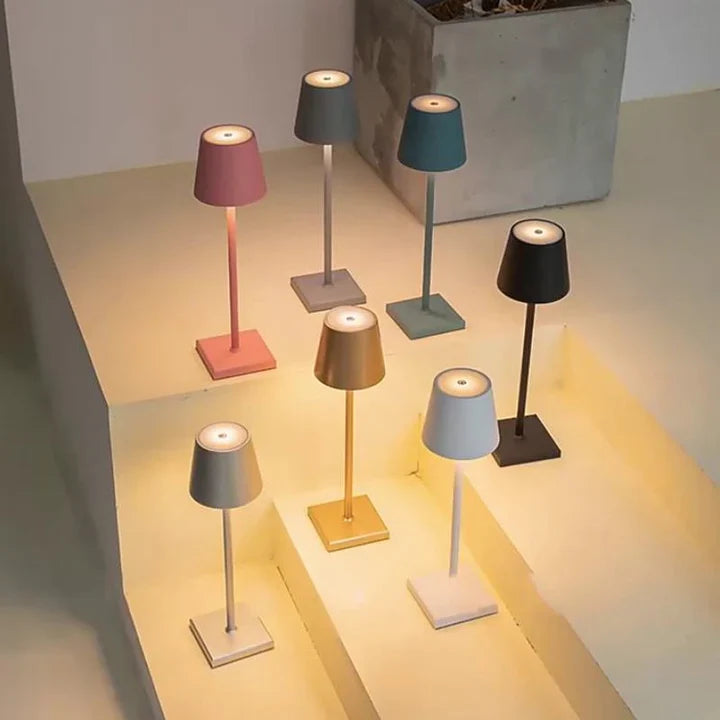 Nordiclight – Trådløs Genopladelig Bordlampe i Moderne Nordisk Design