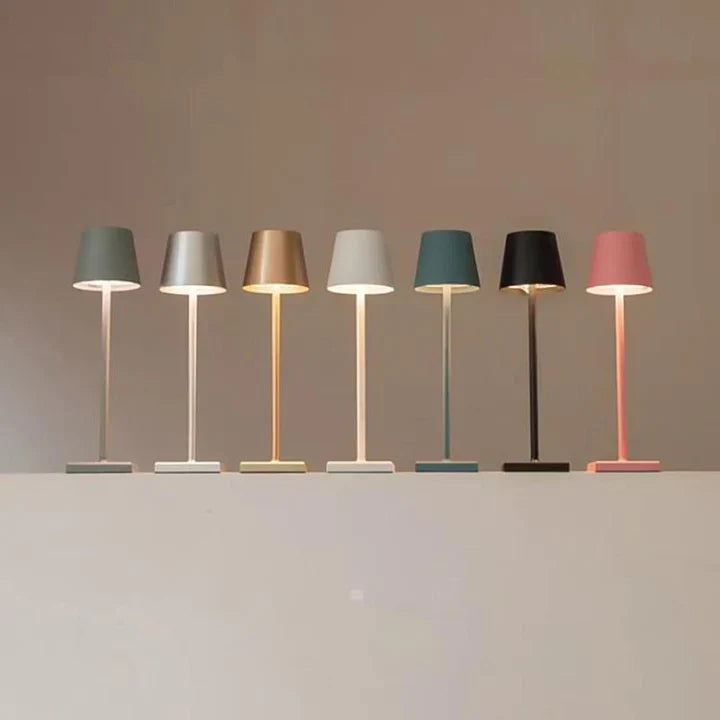 Nordiclight – Trådløs Genopladelig Bordlampe i Moderne Nordisk Design
