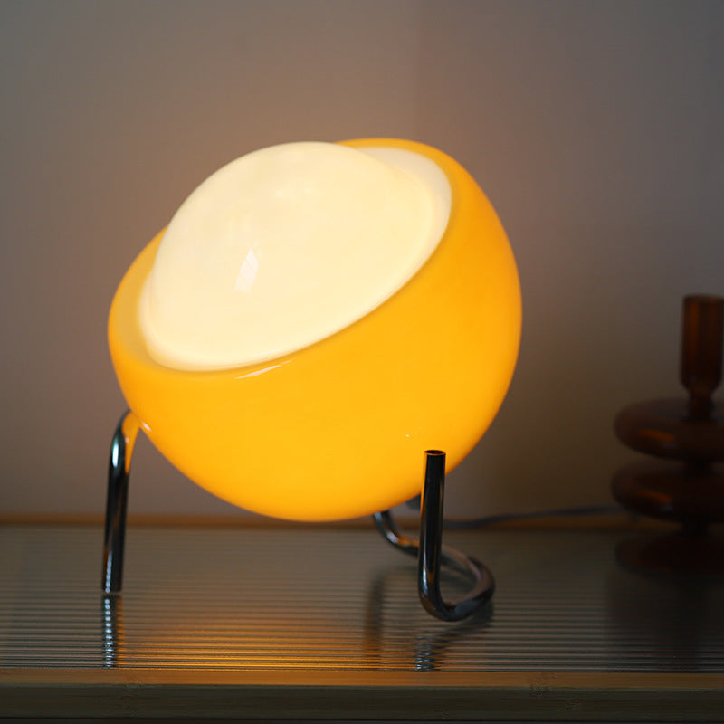 Bauhaus Retro – Unik Indendørs Bordlampe i Middelalderligt Design