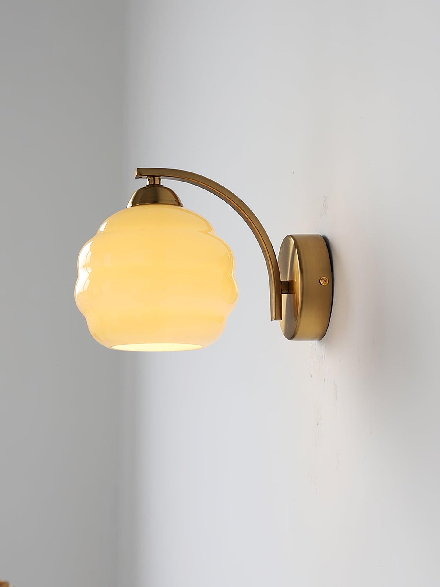 DecoLuxe Glow – Vintage Væglampe i Elegant Art Deco Design til Klassisk og Moderne Indretning