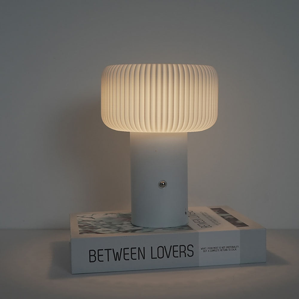 Mushroom Glow – Svampeformet Natbordlampe i Unikt Design til Soveværelset