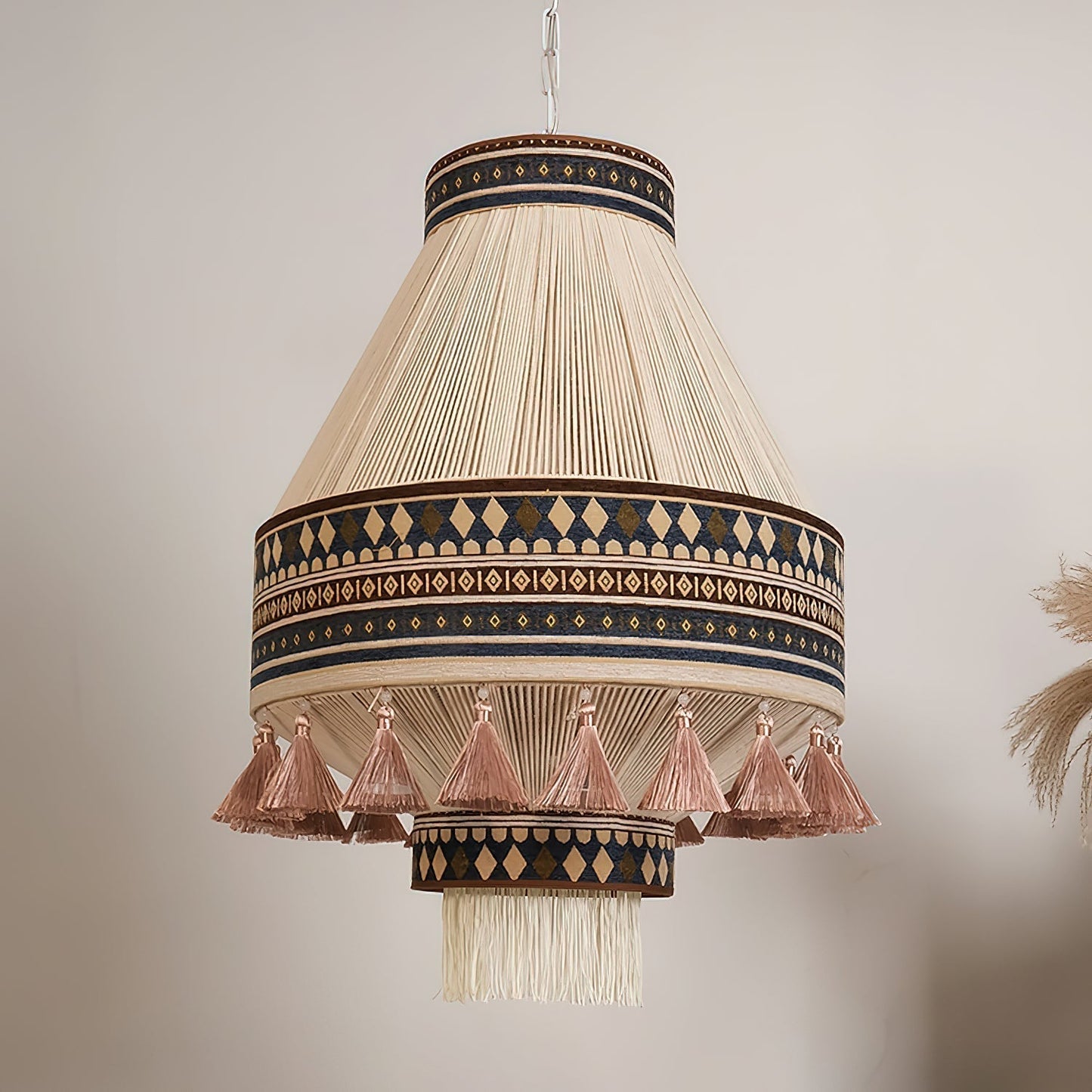 BohoLight – Pendellampe med Frynser i Boheme Design til Stue og Spisestue