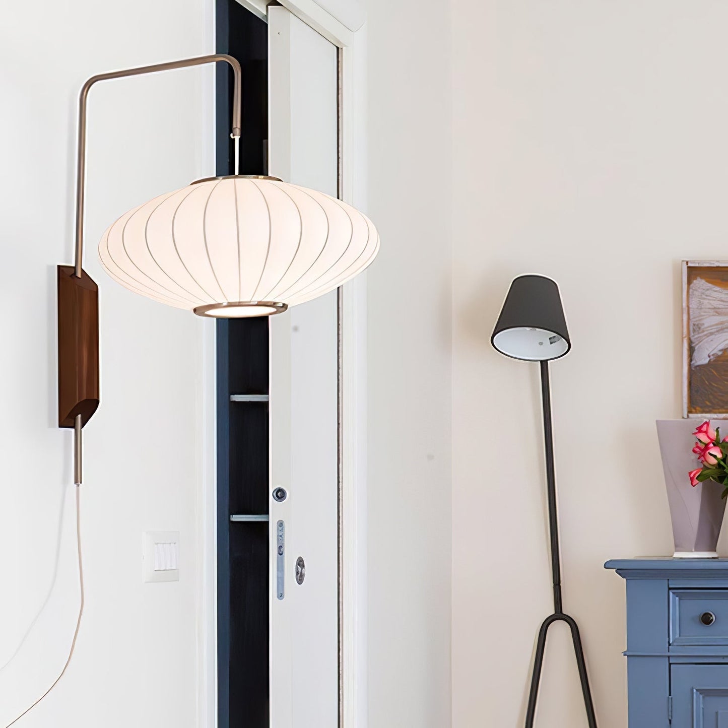 Nelson Glow – Elegant Væglampe i Moderne Design til Stue, Soveværelse og Gang