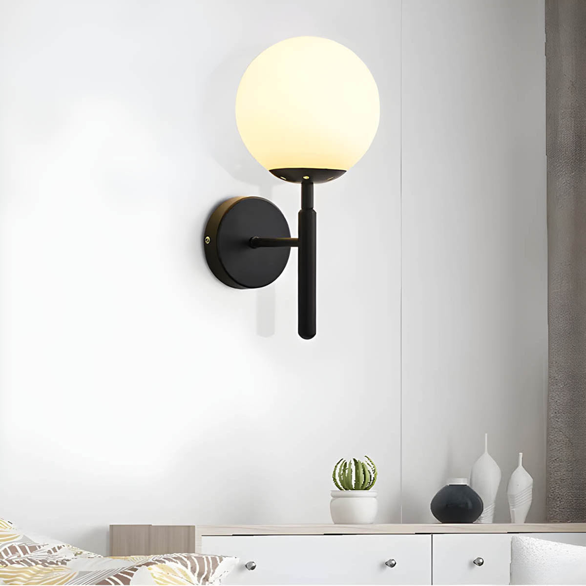 Clair Glow – Elegant Væglampe i Forarbejdet Glas til Moderne og Klassisk Indretning