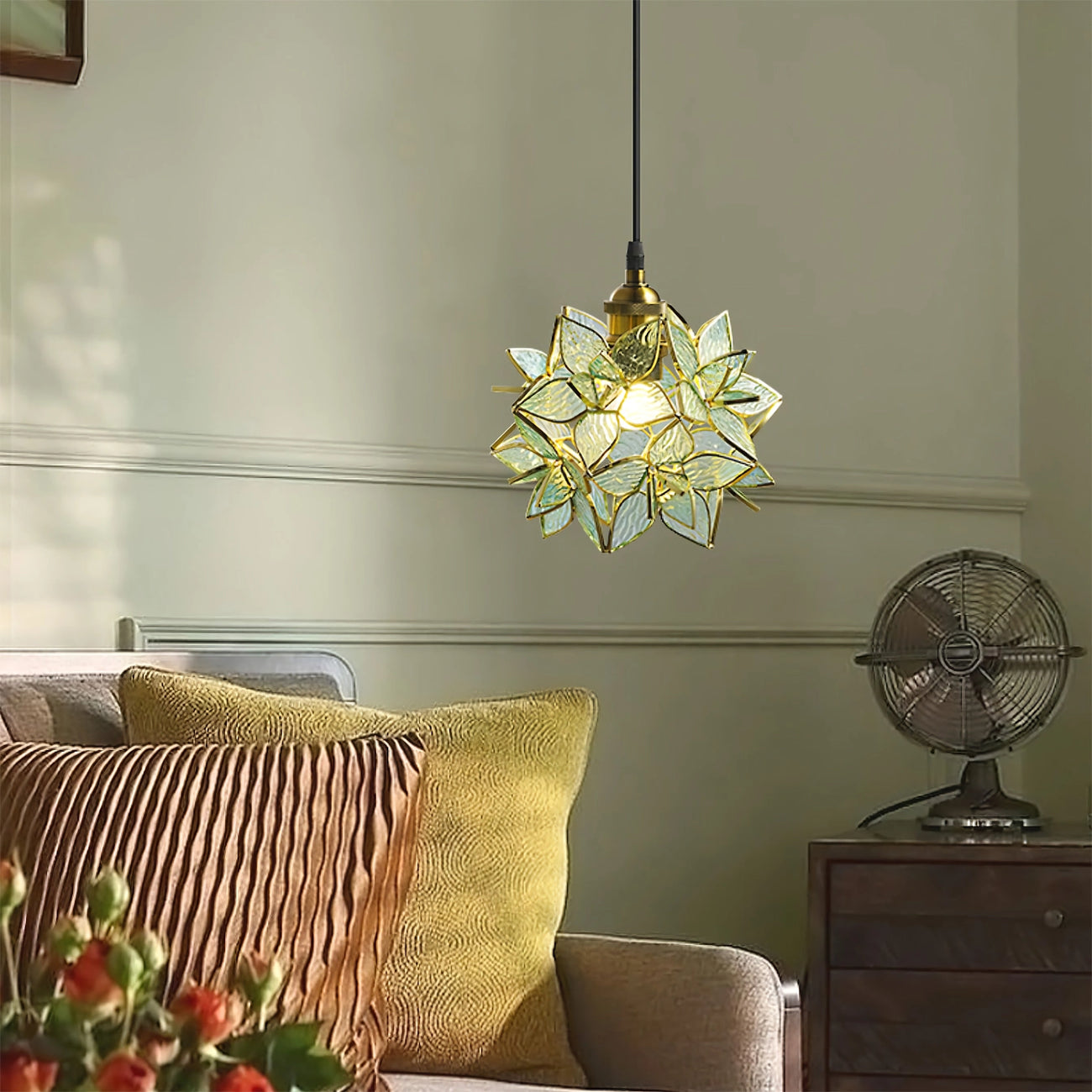 Kapiz – Elegant Pendellampe i Moderne Design til Spisestue, Køkken og Stue