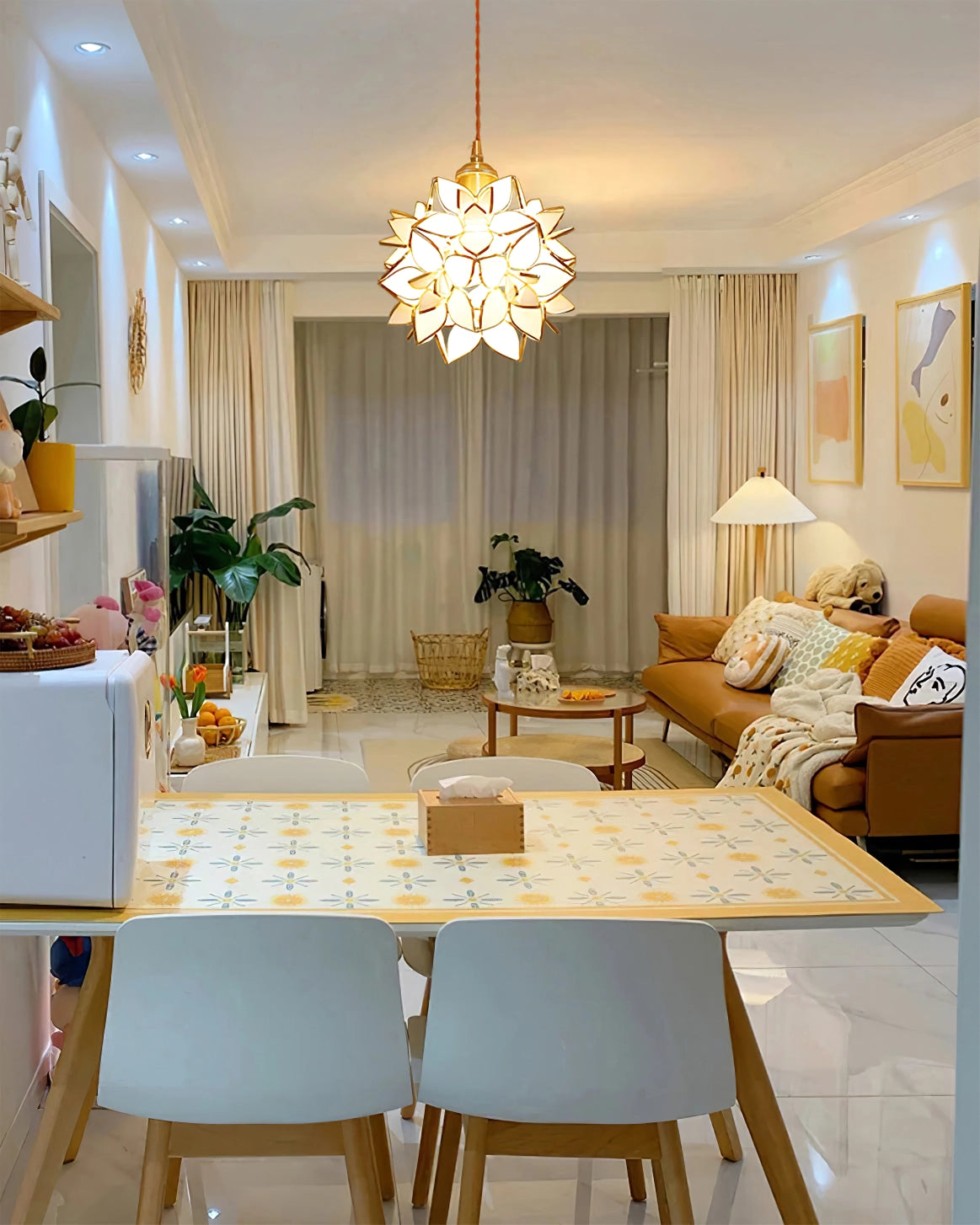 Kapiz – Elegant Pendellampe i Moderne Design til Spisestue, Køkken og Stue
