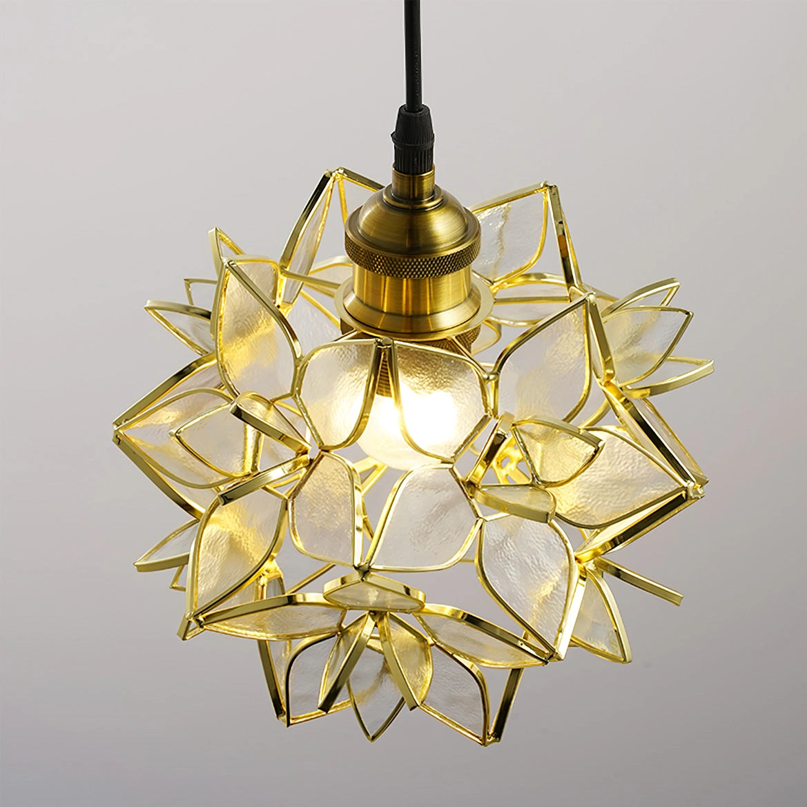 Kapiz – Elegant Pendellampe i Moderne Design til Spisestue, Køkken og Stue