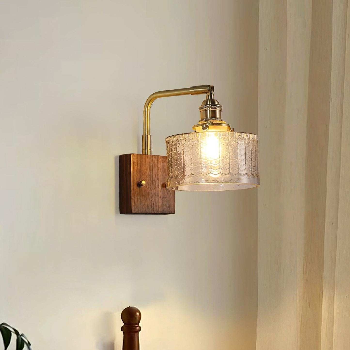 Camela Glow – Elegant Væglampe i Moderne Design til Stue, Soveværelse og Gang
