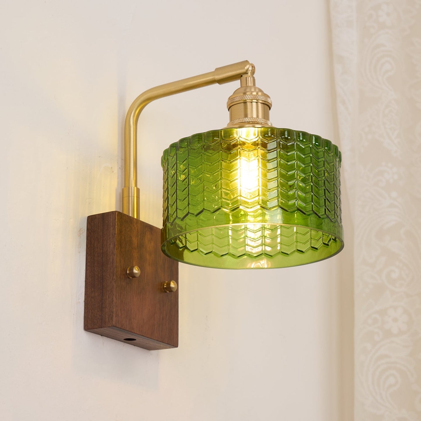 Camela Glow – Elegant Væglampe i Moderne Design til Stue, Soveværelse og Gang