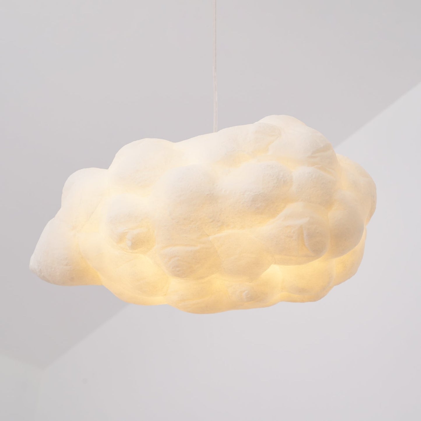 CloudyGlow – Moderne Pendellampe i Blødt Skyinspireret Design til Hygge og Stemning