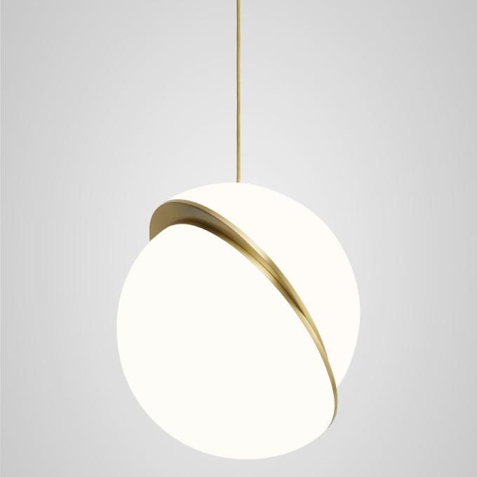 Halvmåne Pendel – Moderne Loftlampe i Unikt Måneformet Design til Spisestue og Stue