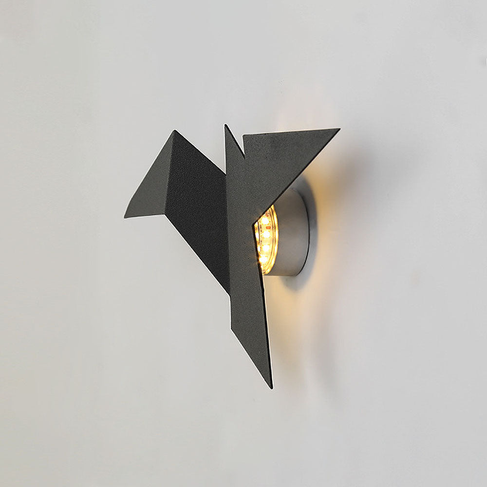 IronBird Glow – Kreativ Væglampe i Jern med Elegant Fugledesign til Dekorativ Belysning Inde og Ude