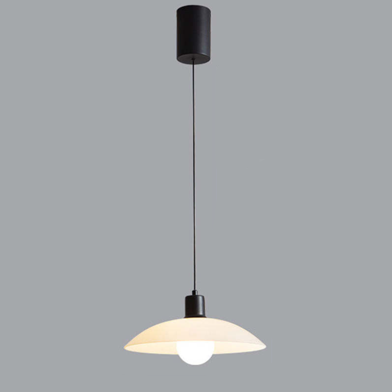 Minimalistisk pendel med hvid glasskive – Moderne elegant hængelampe til stue, køkken og spisestue