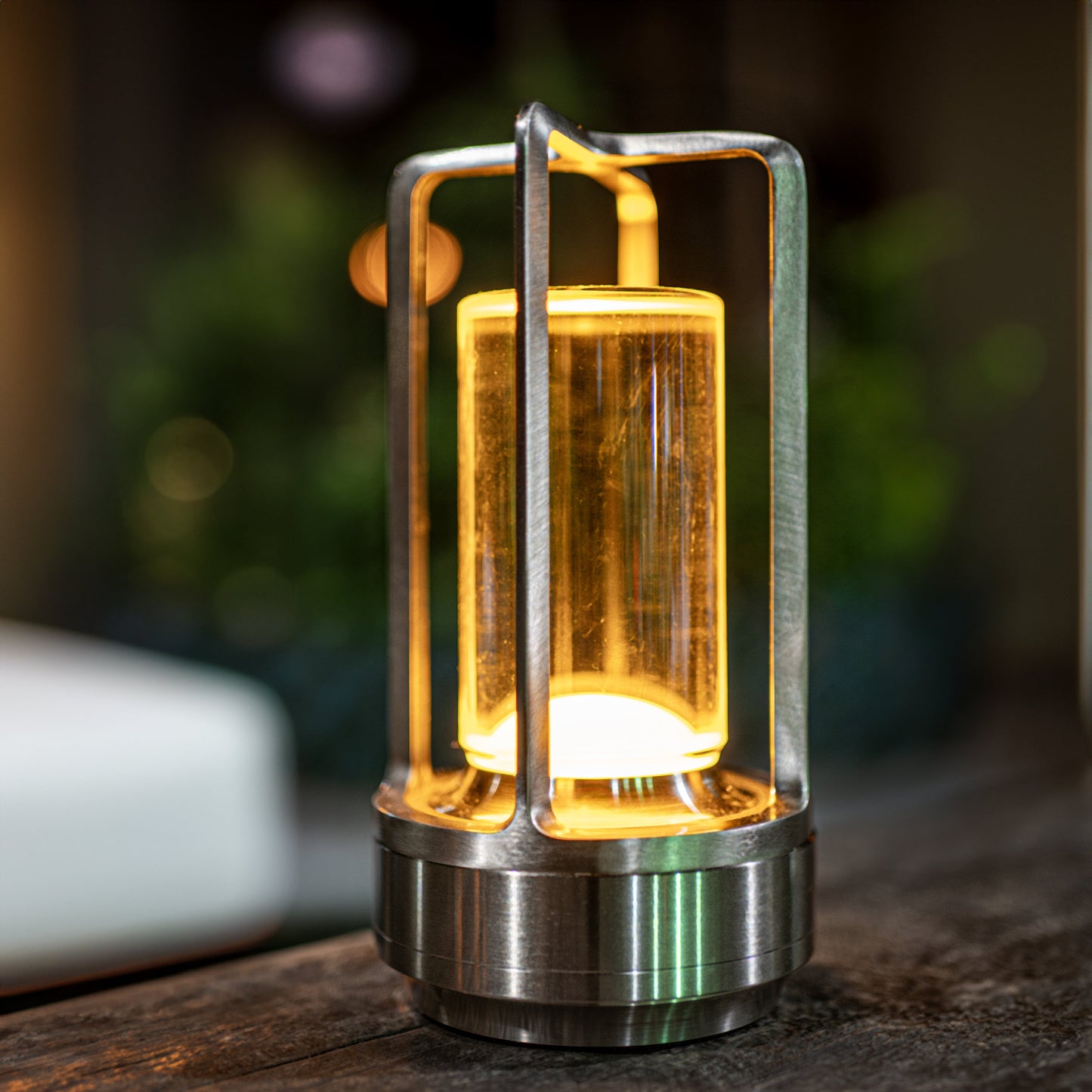 Klarako CrystalGlow – Elegant Krystallanterne til Stemningsfuld Belysning Inde og Ude