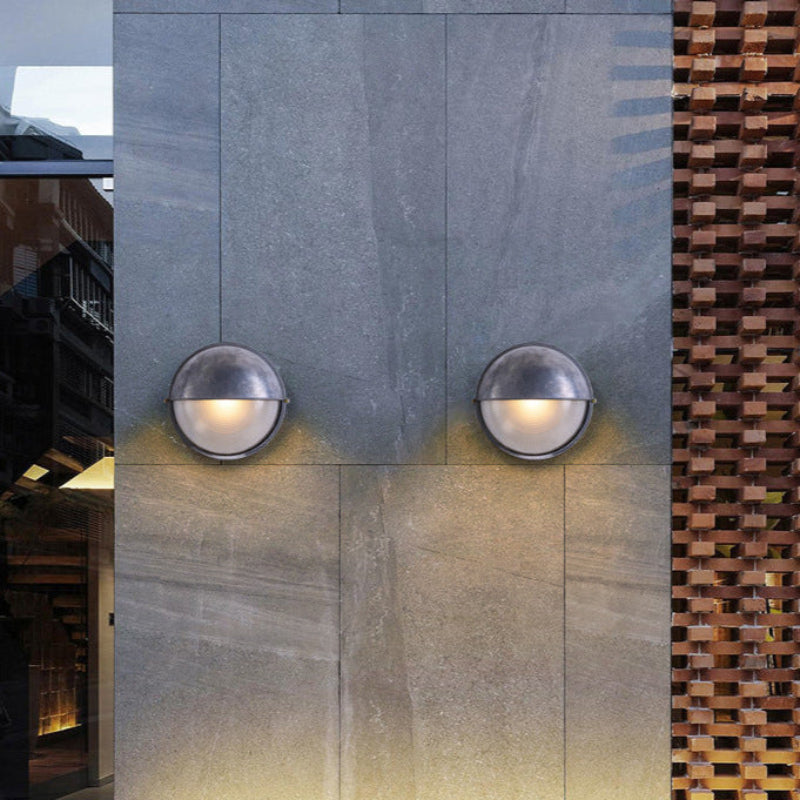 Modernisme AquaGlow – Vandtæt Udendørs Væglampe i Elegant Moderne Design til Facade og Terrasse