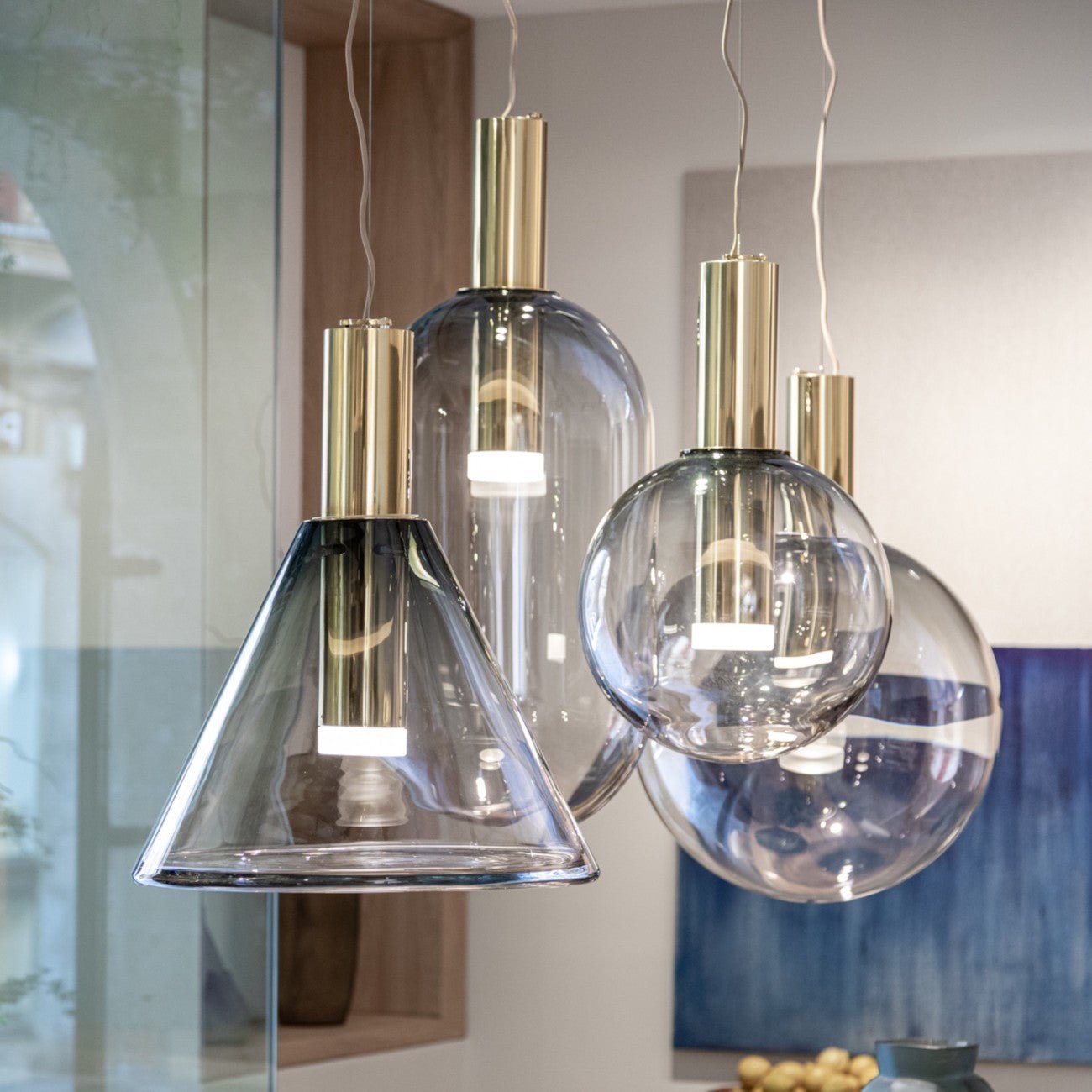 Isabel kollektionen pendel lampe – Elegant moderne hængelampe til stue, køkken og spisestue