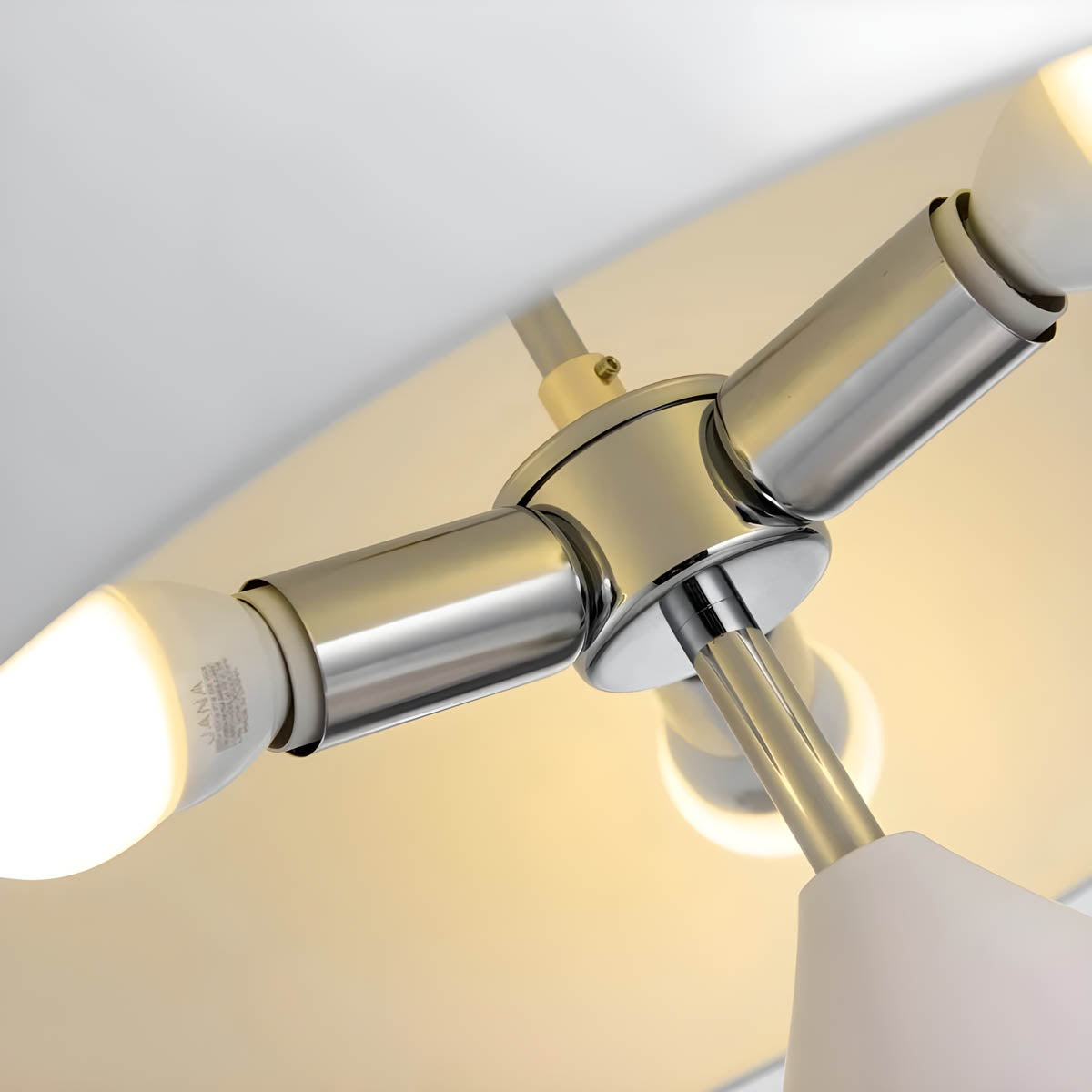 ESTILO – Moderne Bordlampe i Elegant Design til Stue, Soveværelse og Kontor