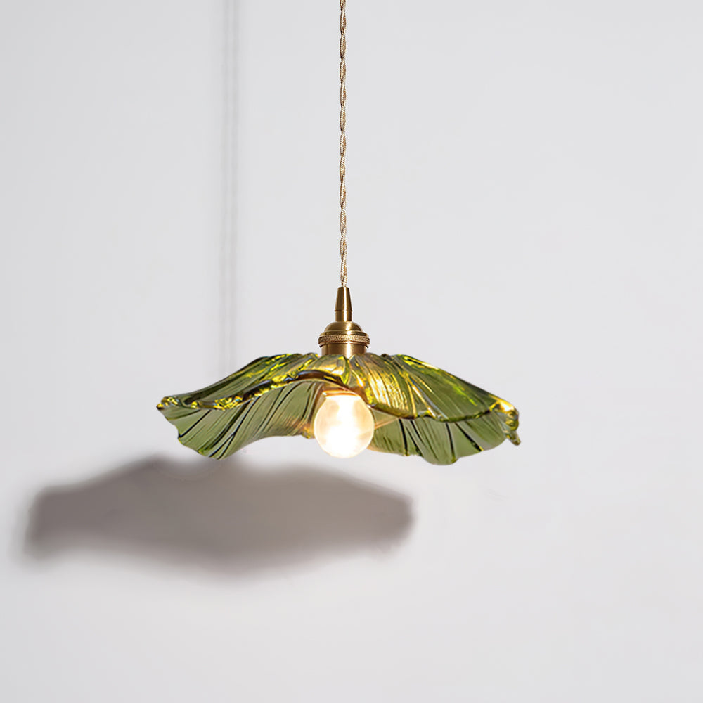 FloraGlass Pendant – Elegant Pendellampe i Blomsterglas til Romantisk og Dekorativ Indretning