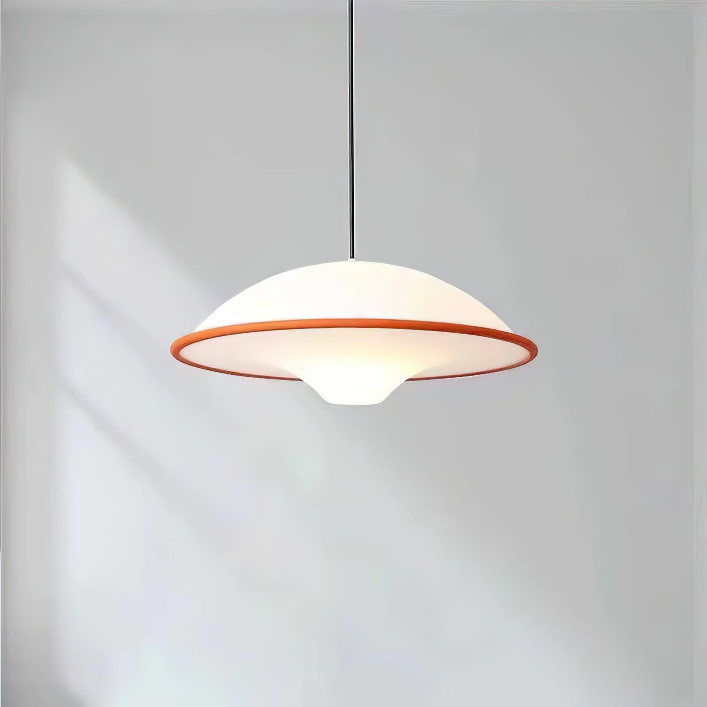 Fontana – Elegant Pendellampe i Moderne Design til Spisestue, Køkken og Stue
