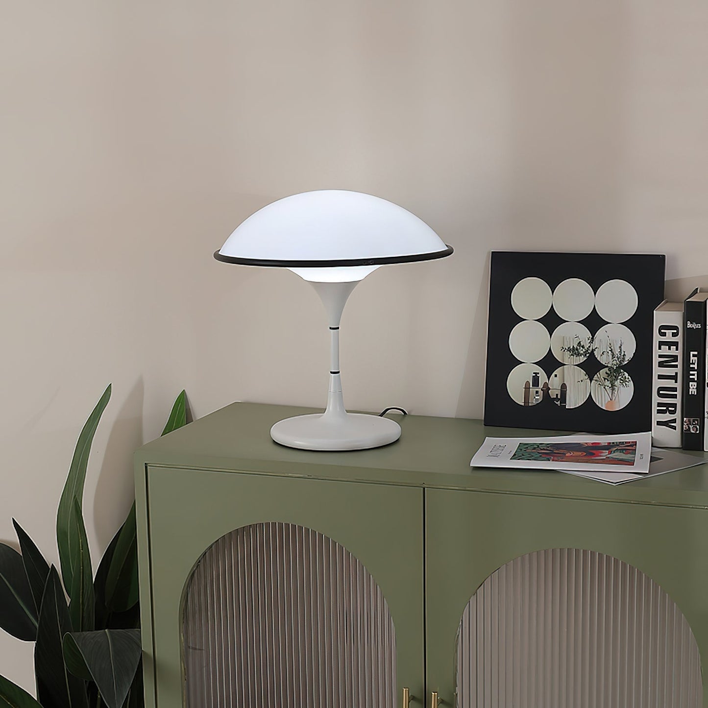 Fontana Glow – Elegant Bordlampe i Tidløst Design til Stue, Soveværelse og Kontor