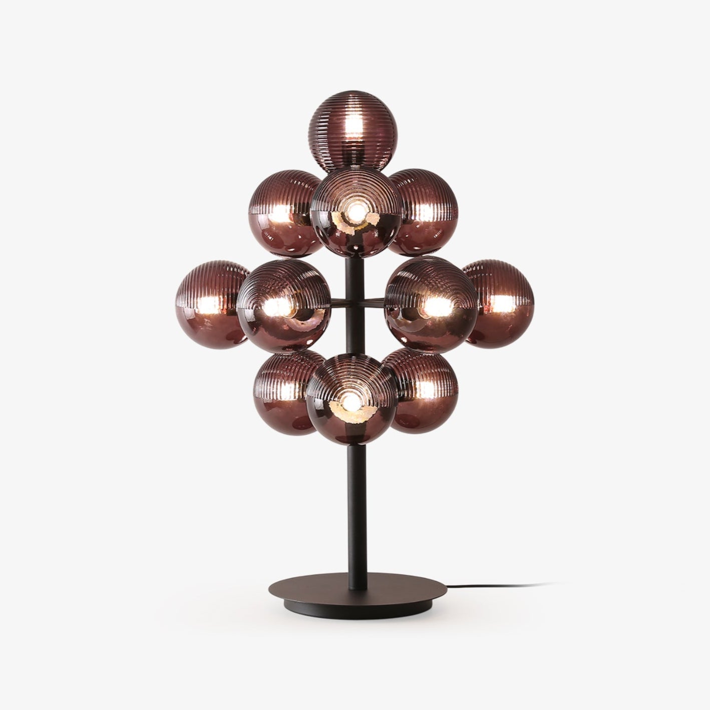 Grape bordlampe – Moderne stilfuld lampe til stue, soveværelse og kontor