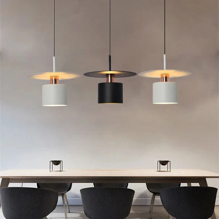 JET – Moderne Pendellampe i Elegant Design til Spisestue, Køkken og Stue