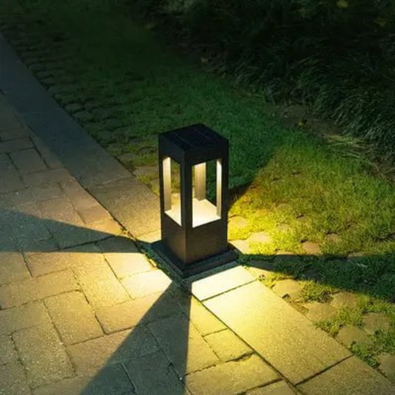 Nimbus PathLight – Elegant Udendørs Stibelysning til Have, Terrasse og Indkørsel