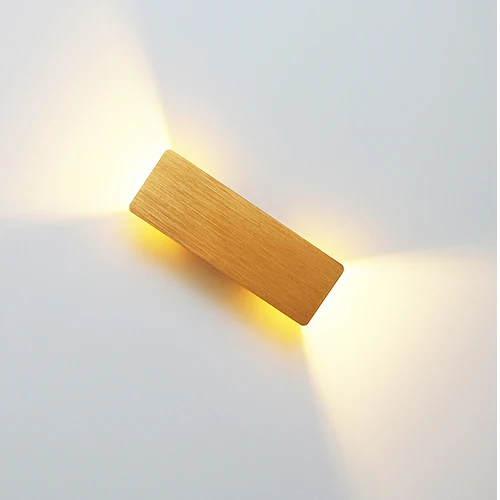 DualBeam Indoor – Elegant Væglampe med Op- og Nedlys til Moderne Indretning