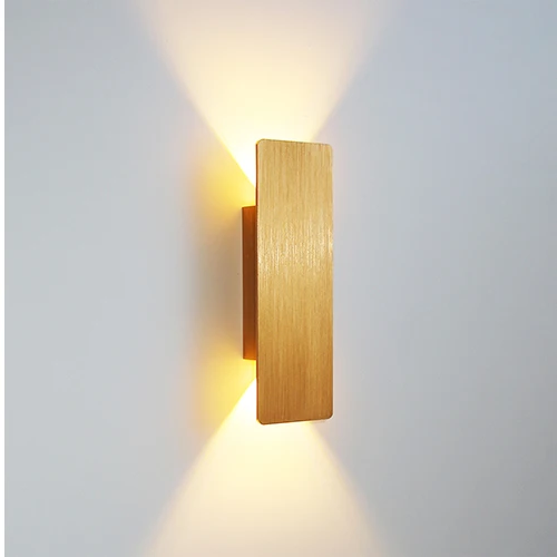 DualBeam Indoor – Elegant Væglampe med Op- og Nedlys til Moderne Indretning