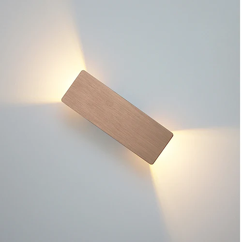 DualBeam Indoor – Elegant Væglampe med Op- og Nedlys til Moderne Indretning