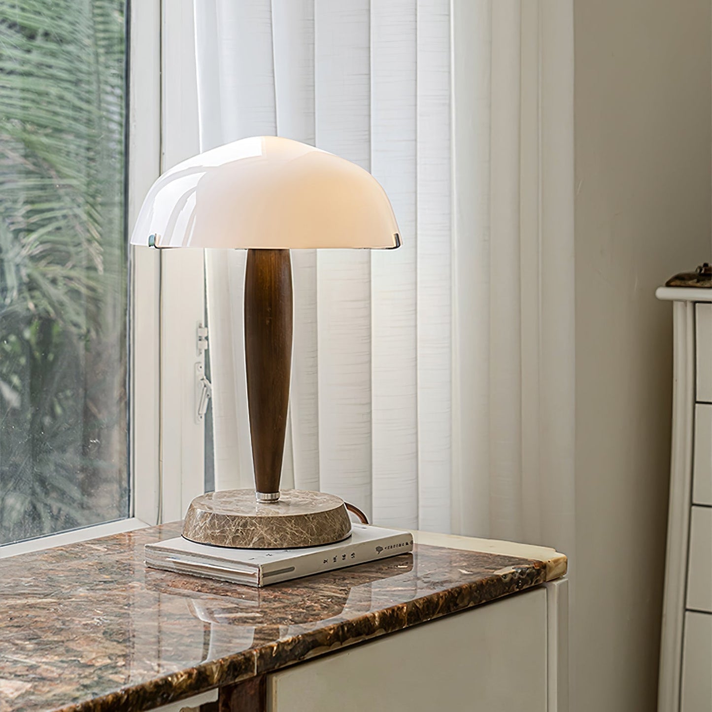 Herman Glow – Moderne Bordlampe i Elegant Design til Stue, Soveværelse og Kontor