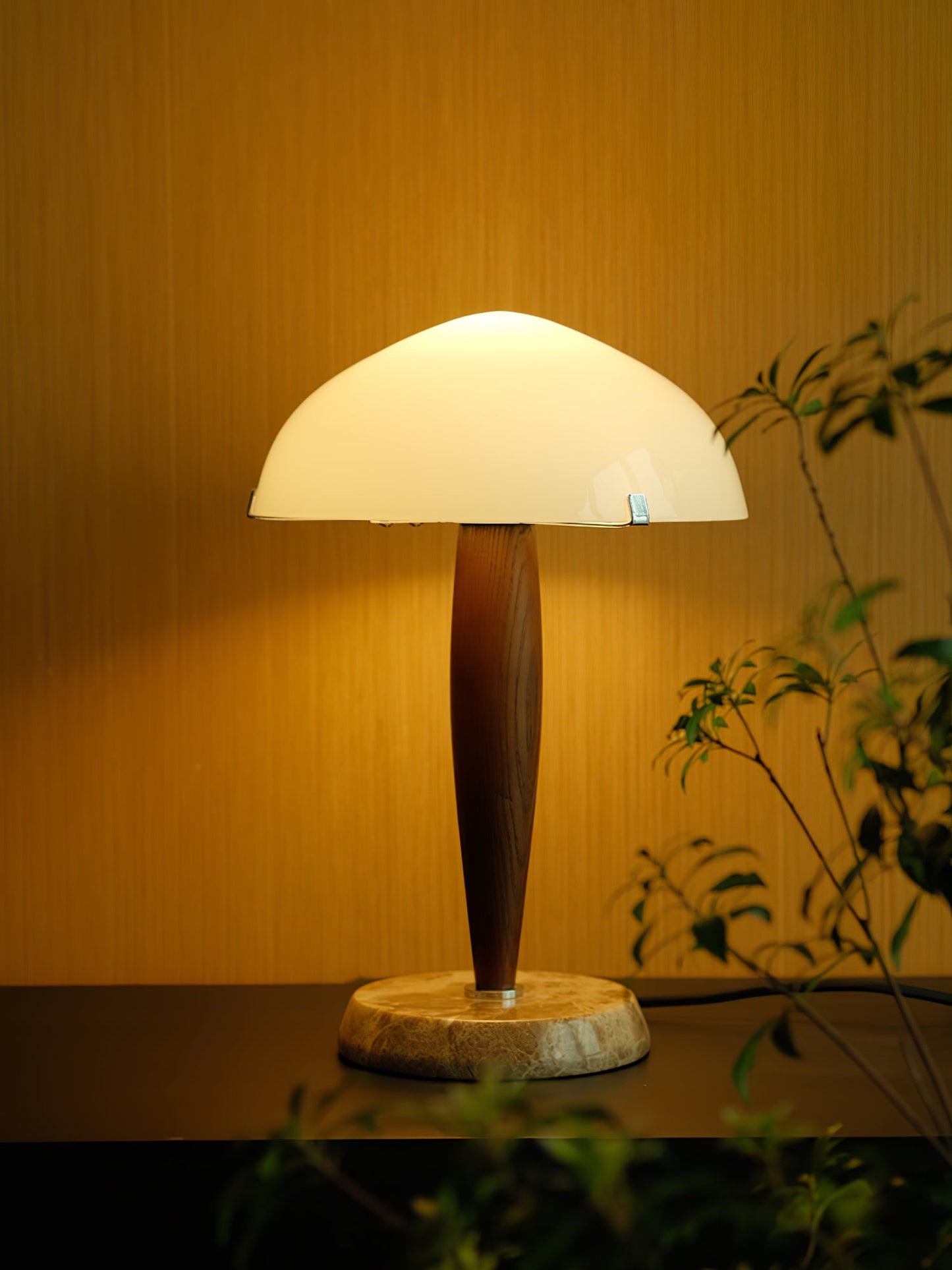Herman Glow – Moderne Bordlampe i Elegant Design til Stue, Soveværelse og Kontor
