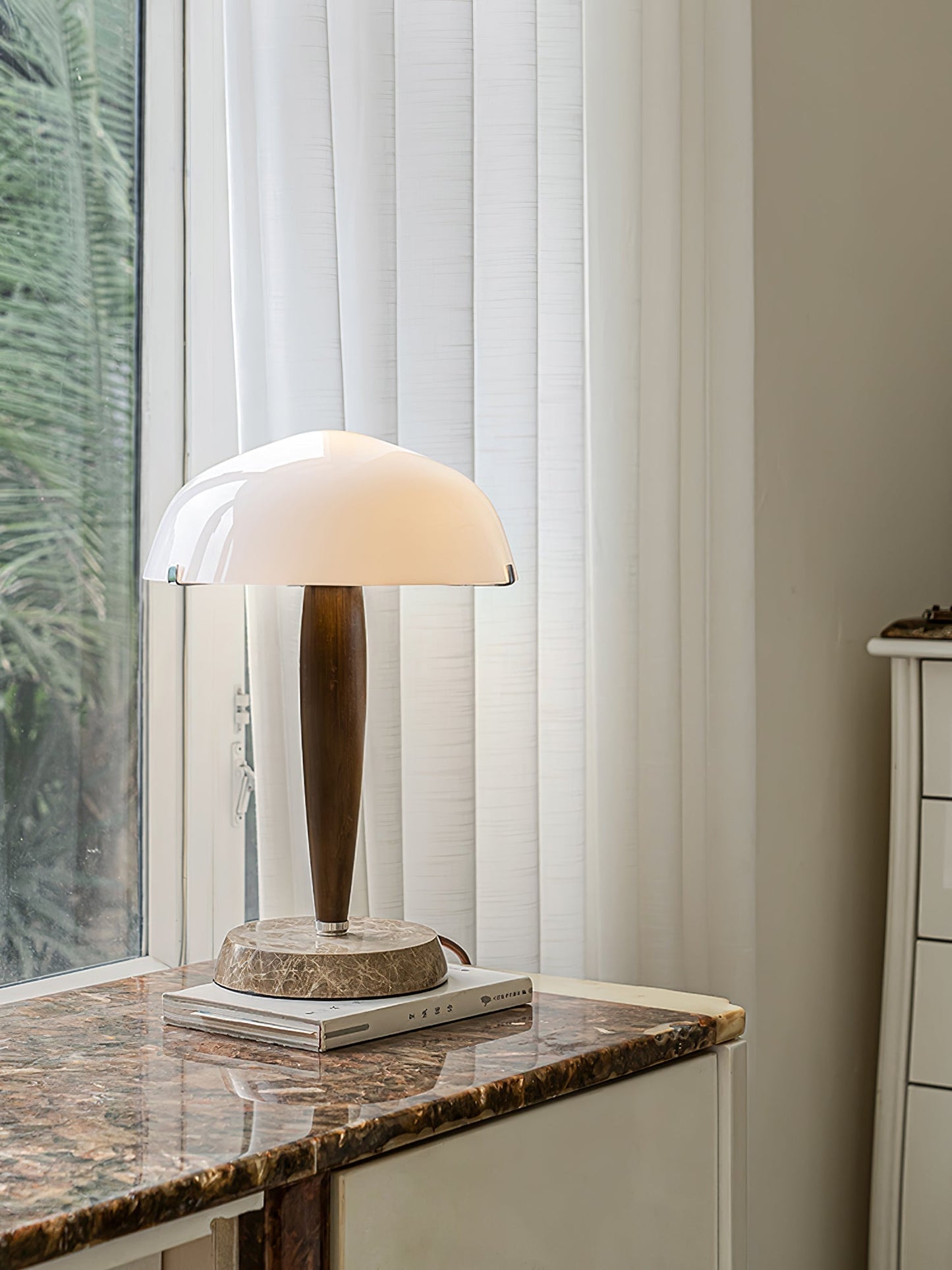Herman Glow – Moderne Bordlampe i Elegant Design til Stue, Soveværelse og Kontor