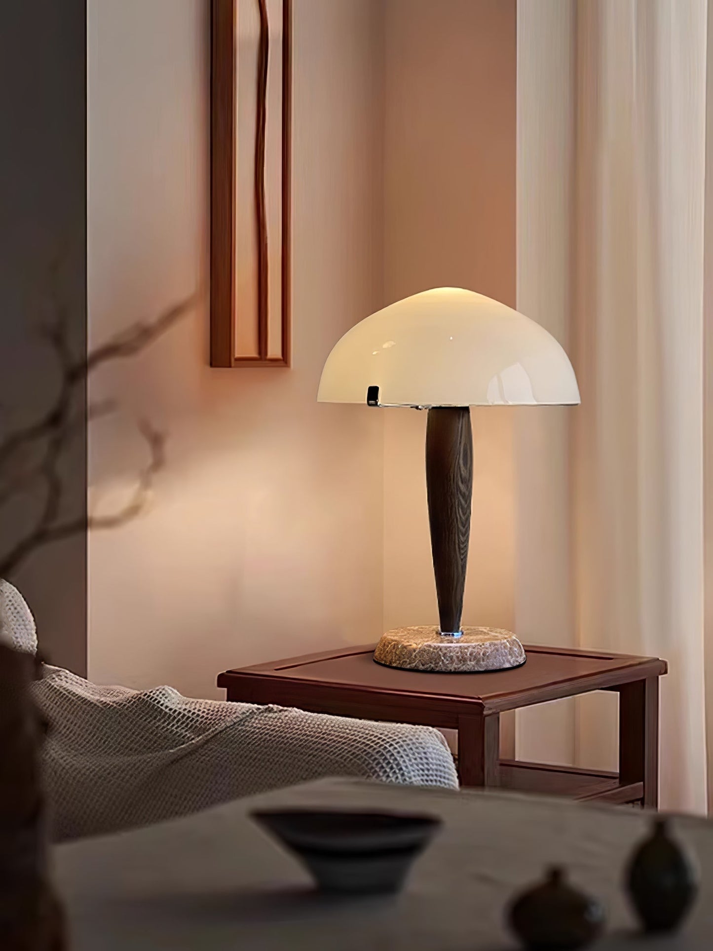 Herman Glow – Moderne Bordlampe i Elegant Design til Stue, Soveværelse og Kontor