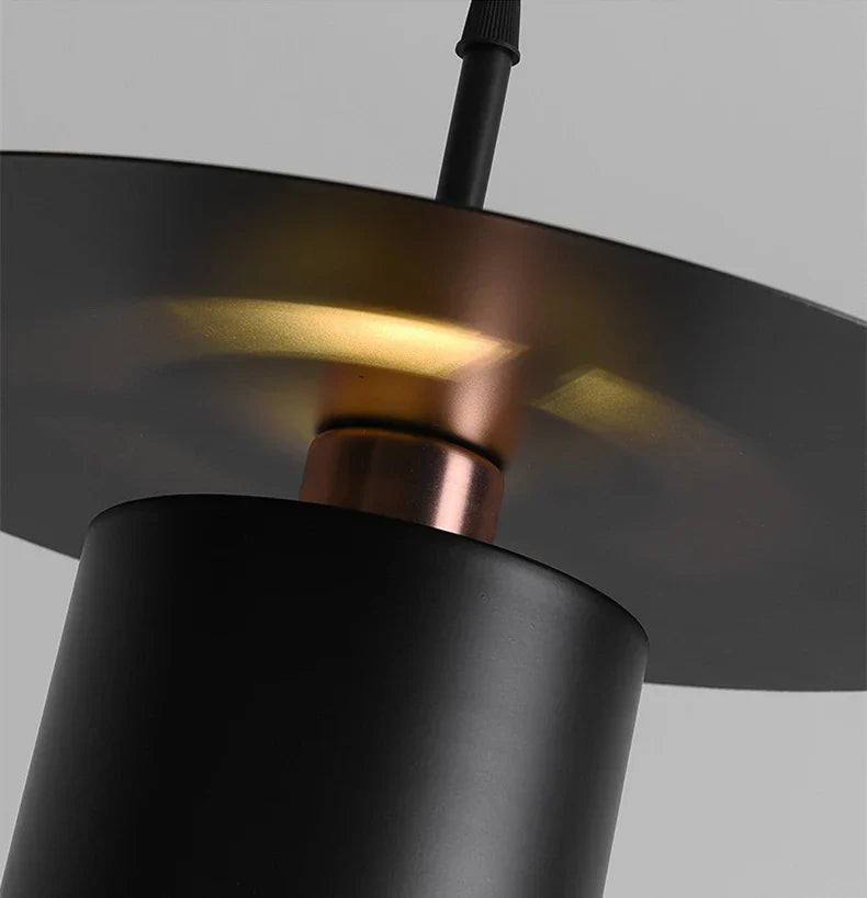 JET – Moderne Pendellampe i Elegant Design til Spisestue, Køkken og Stue