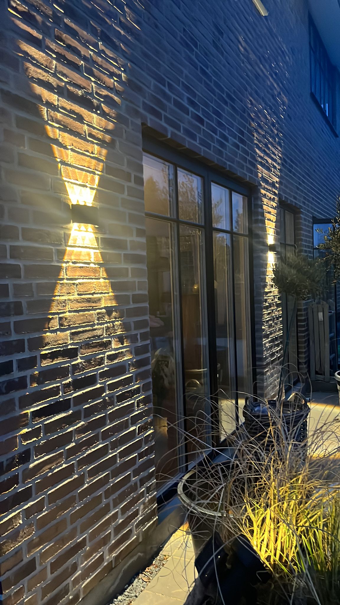 Eleganță și lumină cu Ortelo - Lampa de perete albă de 6W și 17cm