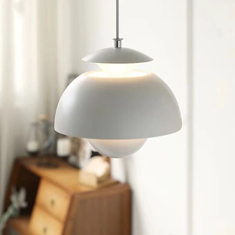 NordicLume – Skandinavisk Moderne LED Pendellampe i Minimalistisk Design til Spisestue og Stue